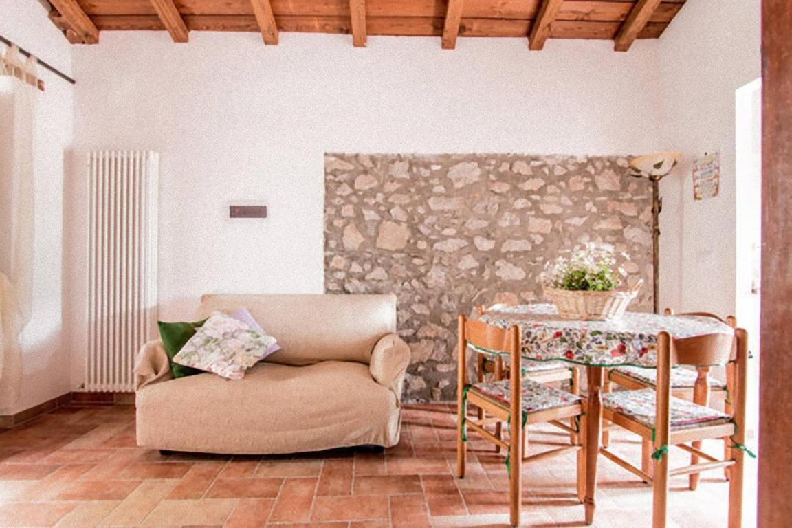 Agriturismo La Calamaia Gorfigliano Bilik gambar
